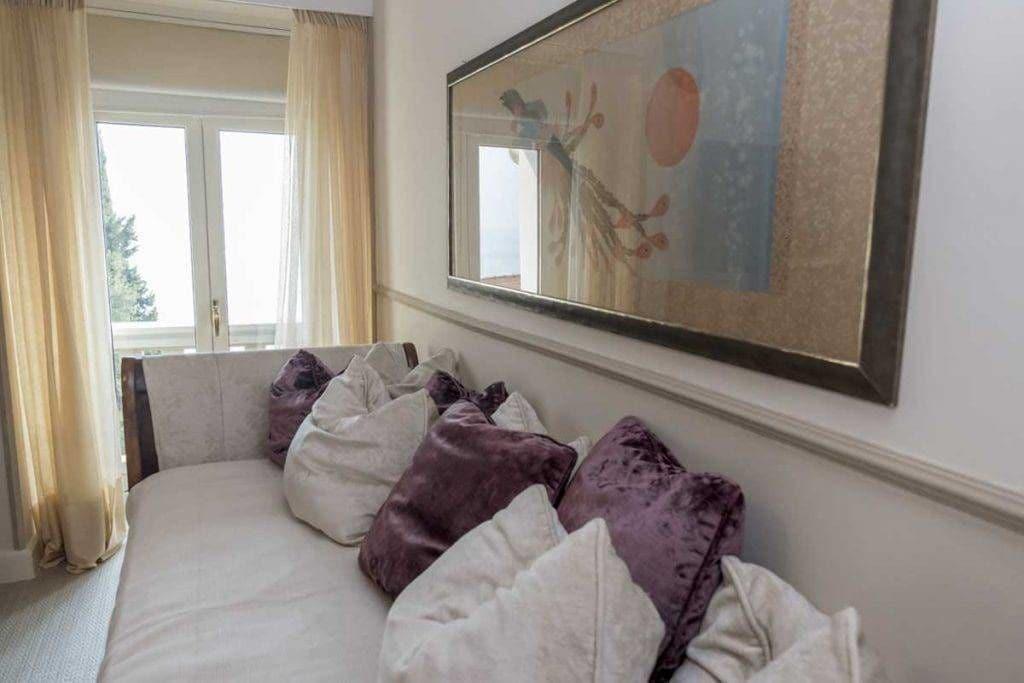 Villa Vittoria Gardone Riviera Exterior photo