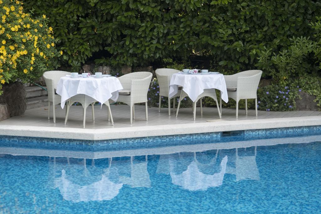 Villa Vittoria Gardone Riviera Exterior photo